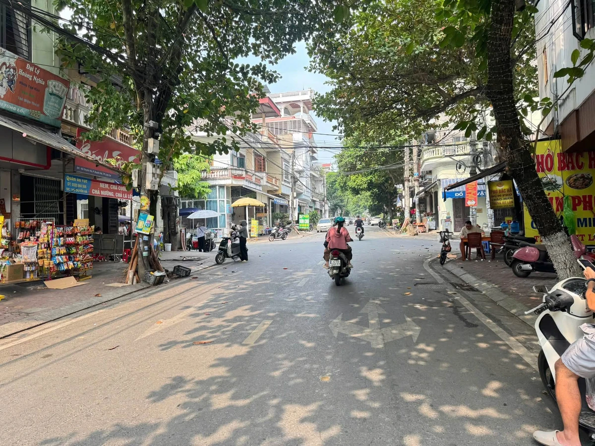 Bán nhà kinh doanh 100m² Duyên Hà, Quận 12 giá 4.08 tỷ - Ảnh 1