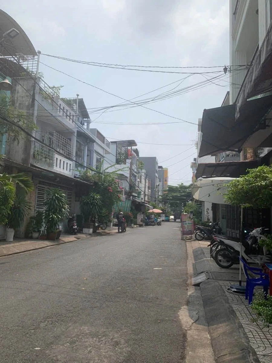 Bán nhà 2 tầng 48m2 đường kinh doanh Nguyễn Sơn Tân Phú, 6 tỷ - Ảnh thu nhỏ 2