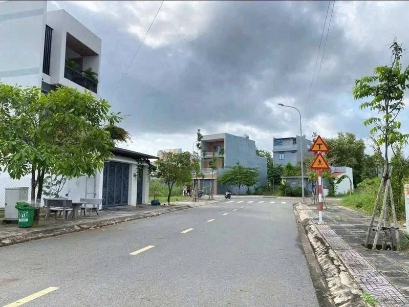 Bán đất mặt tiền Hoàng Xuân Nhị 114m2, Phường Long Tâm, TP Bà Rịa, giá 2,8 tỷ