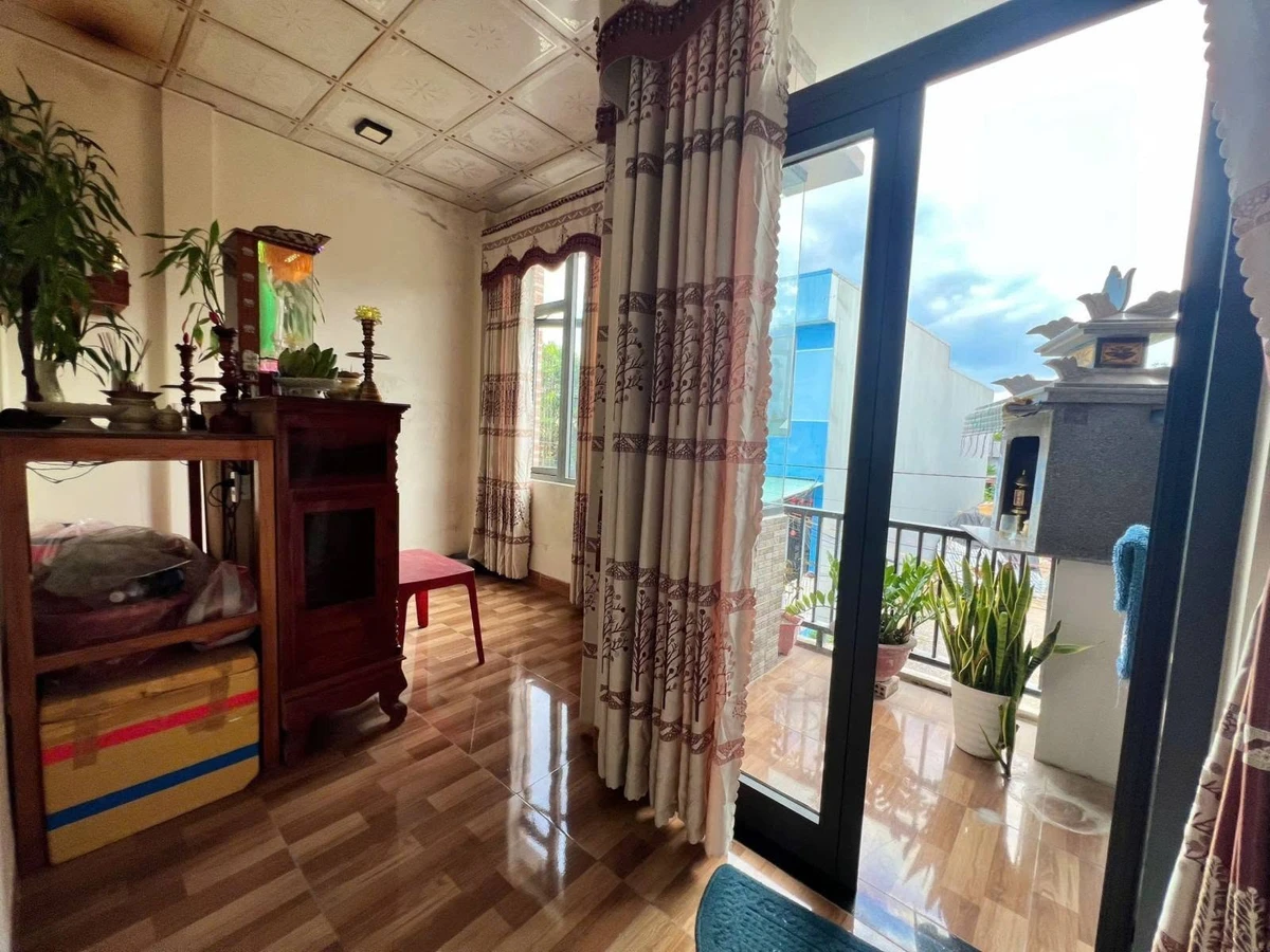 Bán nhà 2 tầng 100m2, 3 phòng ngủ, sổ hồng, gần Hòa Xuân, Đà Nẵng, giá 3 tỷ - Ảnh thu nhỏ 4