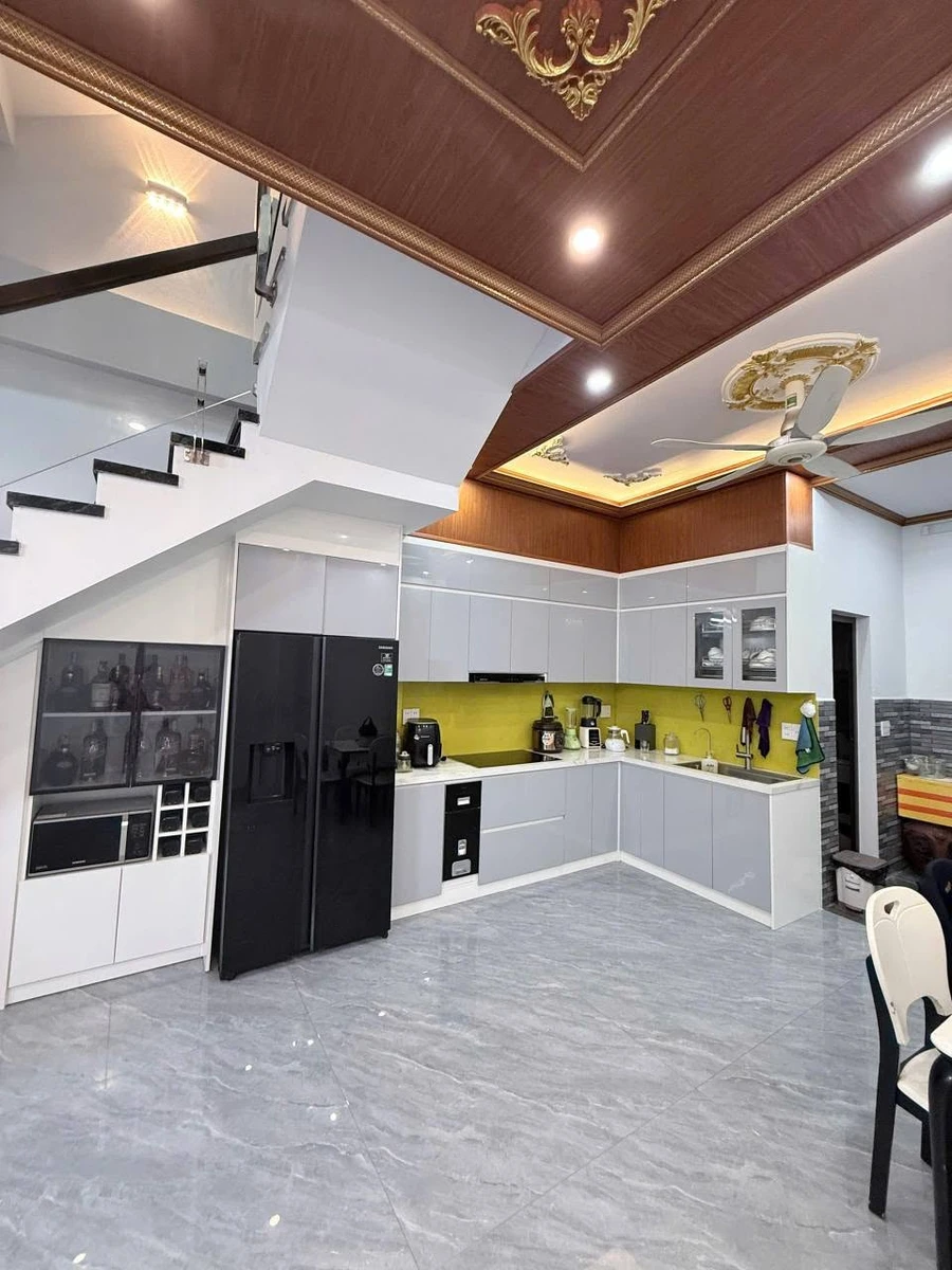Bán nhà 3 tầng 96m2 Quảng Thắng, gần bệnh viện, Thái Bình - Ảnh thu nhỏ 2