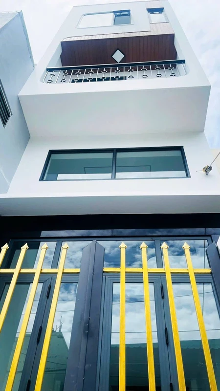 Bán nhà phố 3.5 tầng 24,5m² đường Hoàng Văn Thụ, Phường Quy Nhơn Nam