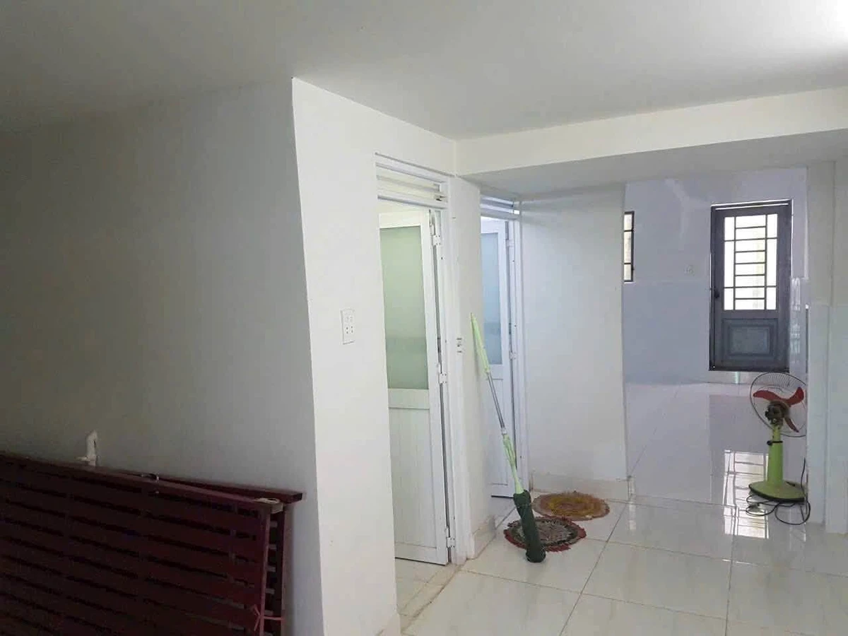 Cho thuê nhà hẻm xe hơi Nguyễn Hữu Tiến, Tân Phú, 100m2, 9.5 triệu/tháng - Ảnh thu nhỏ 3