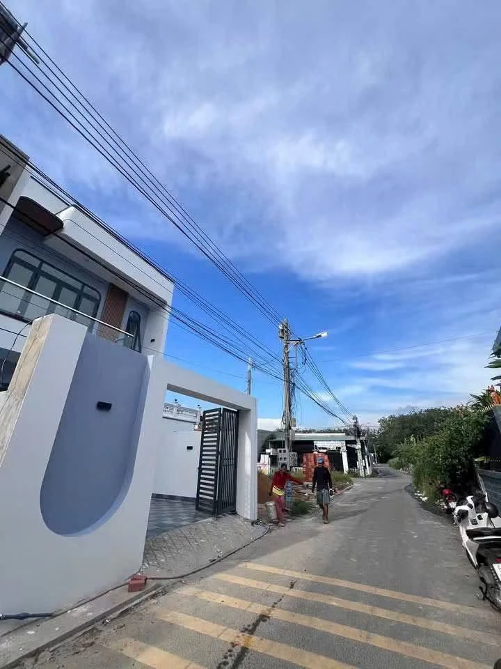 Nhà bán 1 trệt 1 lầu 3PN 65m² Bến Cát Bình Dương, 2 tỷ 5 - Ảnh thu nhỏ 2