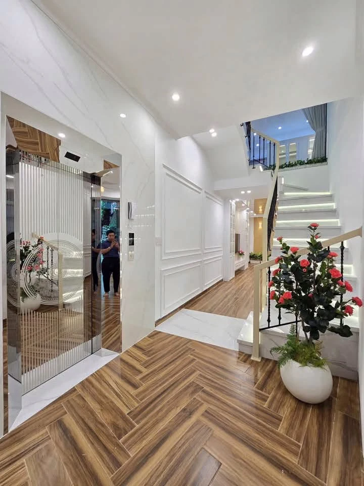 Bán nhà 4 tầng 260m2 tại Thái Phiên, Đà Nẵng - Ảnh thu nhỏ 2