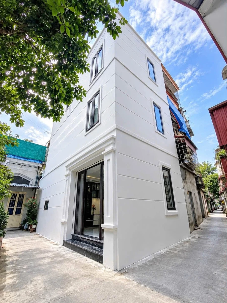Bán nhà 3 tầng 120m² đầy đủ nội thất Đà Nẵng - Ảnh 1