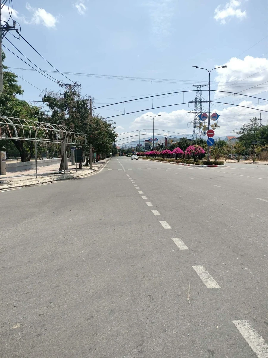 Bán đất góc 2 mặt tiền Quốc Lộ 27B, Ninh Sơn, 2830m2, 5,3 tỷ - Ảnh thu nhỏ 3