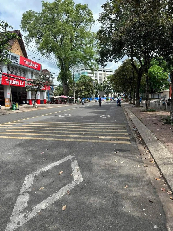 Bán nhà mặt tiền Hùng Vương Pleiku 113.6m² 11 tỷ