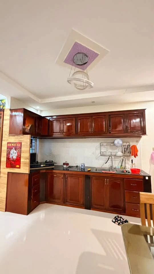 Nhà 2 tầng 100m² 3 phòng ở Quảng Ngãi gần chợ Tỉnh - Ảnh thu nhỏ 2