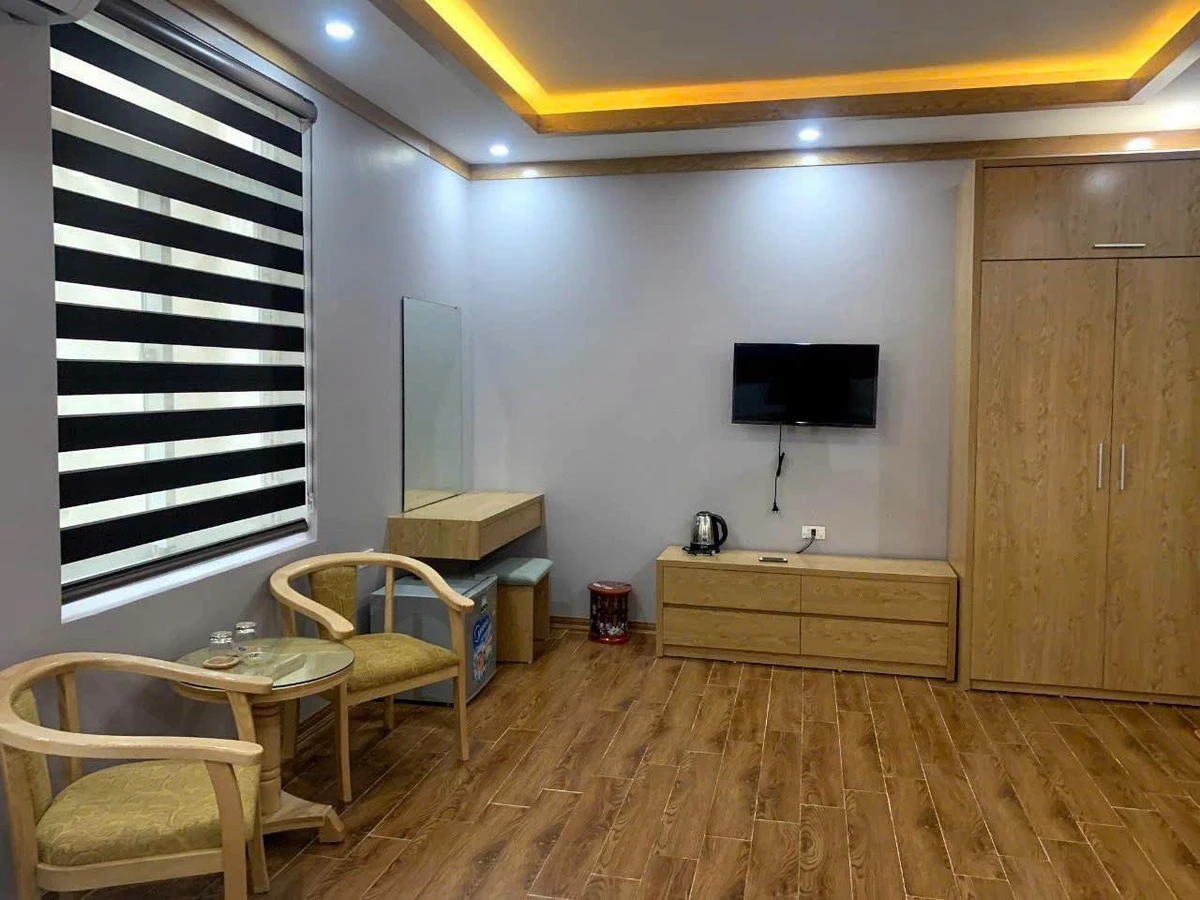 Bán nhà liền kề 4 tầng 81m2, 7 phòng ngủ tại Âu Tầu Tuần Châu, Quảng Ninh giá 7,9 tỷ - Ảnh 1