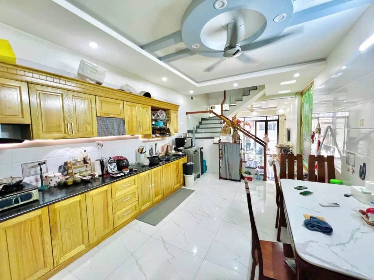 Bán nhà mặt đường Văn Cao 60m² 4 tầng 6,2 tỷ Tân Phú - Ảnh thu nhỏ 3