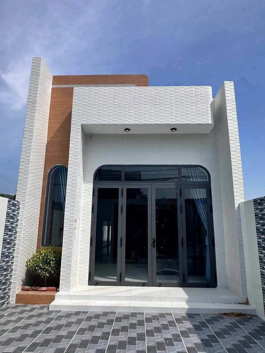 Bán nhà Phước Hưng 80m² 3PN 2WC giá 2,25 tỷ - Ảnh thu nhỏ 2