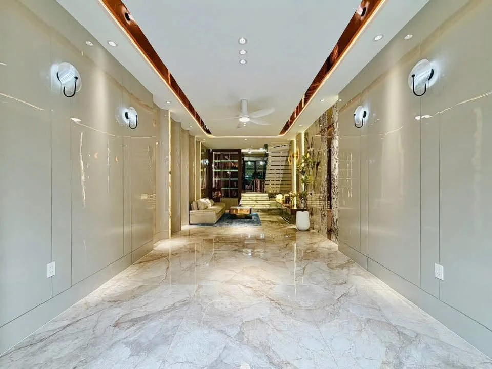 Bán nhà 1 trệt 4 lầu 72m2 có thang máy đường Lê Văn Thọ, Gò Vấp, giá 13,9 tỷ - Ảnh thu nhỏ 4