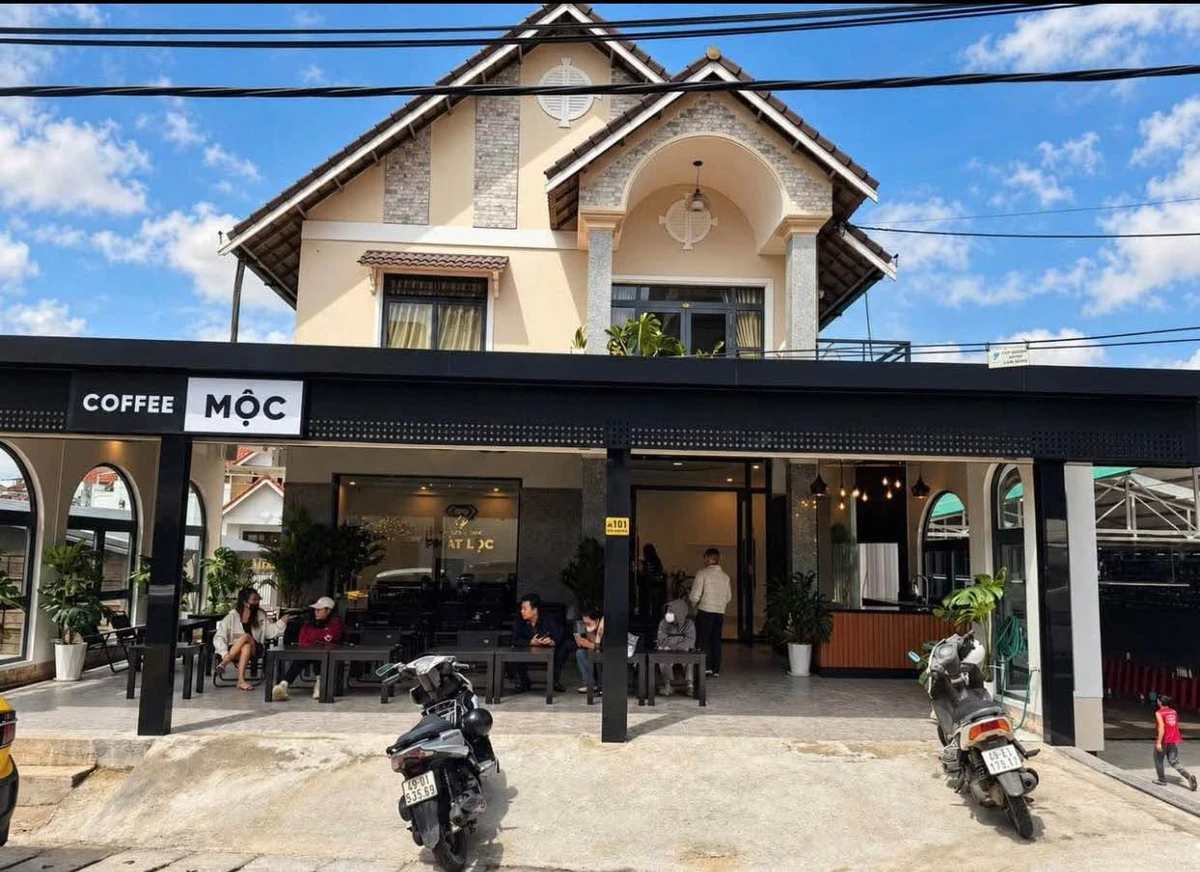 Bán shophouse kinh doanh cà phê 316.5m2 Đà Lạt 32 tỷ - Ảnh 1