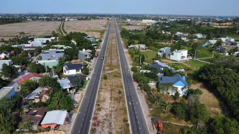 Bán đất trồng cây gần 2ha mặt tiền đường Vành Đai 2, xã Bà Nà, Đà Nẵng
