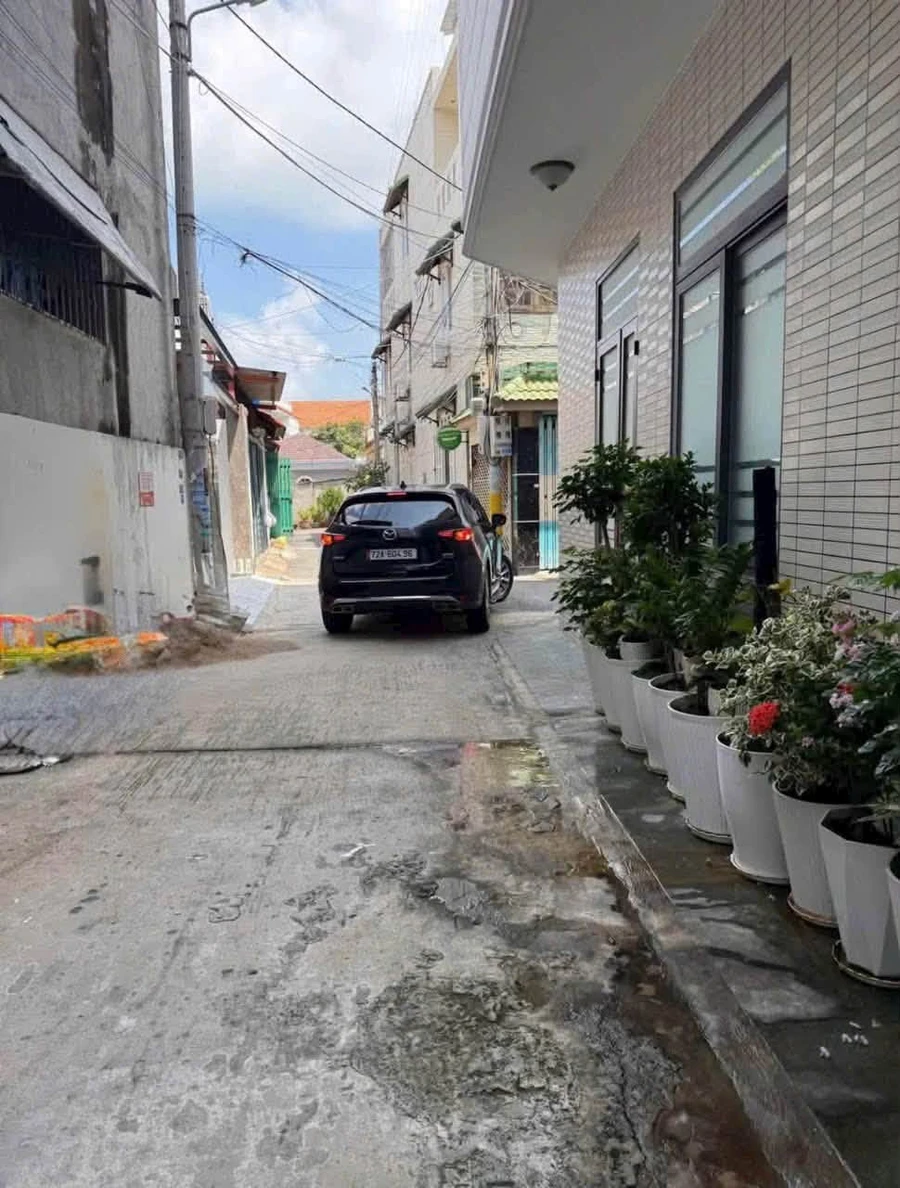 Bán nhà 1 trệt 3 lầu 40m2 hẻm đường Nguyễn Bỉnh Khiêm, Vũng Tàu giá 5,7 tỷ - Ảnh 1