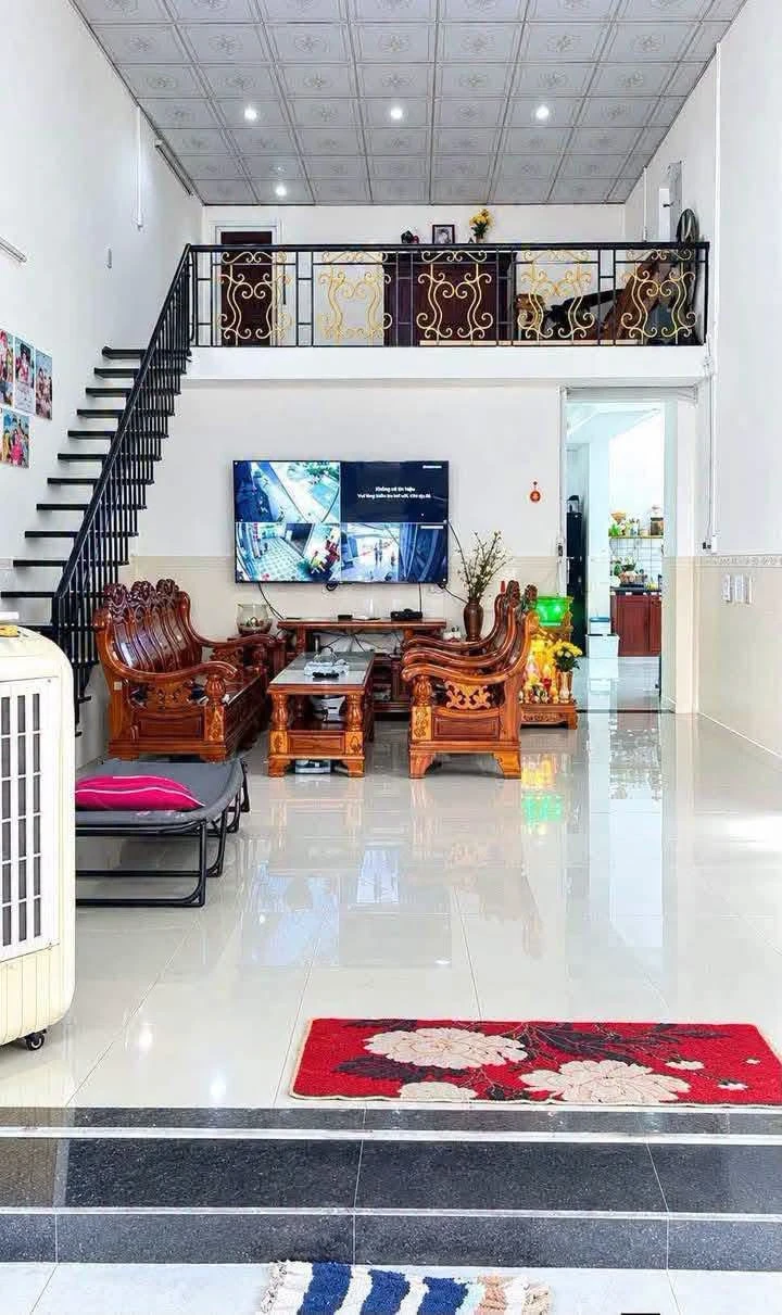 Bán nhà hẻm Trần Cấm 104m² 3 phòng ngủ, 1 tỷ 750 triệu - Ảnh 1