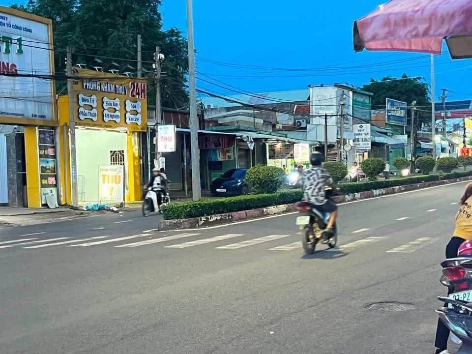 Bán đất hẻm Tân Xuân 3600m² Quận 12 - Ảnh 1