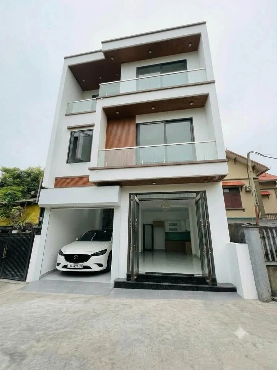 Bán nhà 3 tầng 60m² 4PN gần chợ Hà Khẩu, Nhà Bè - Ảnh 1