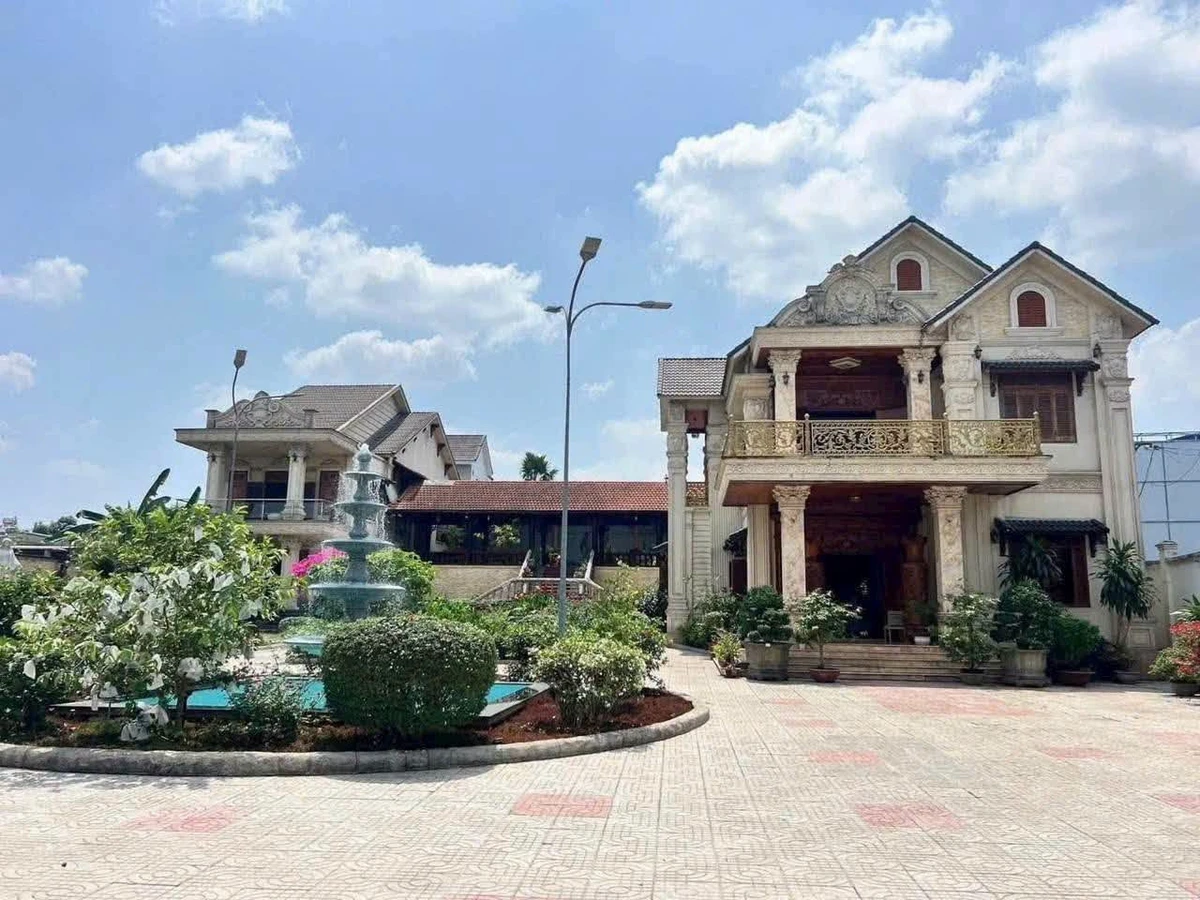 Dinh thự gỗ 2.430m² Trảng Bom, Đồng Nai – 25 tỷ - Ảnh 1