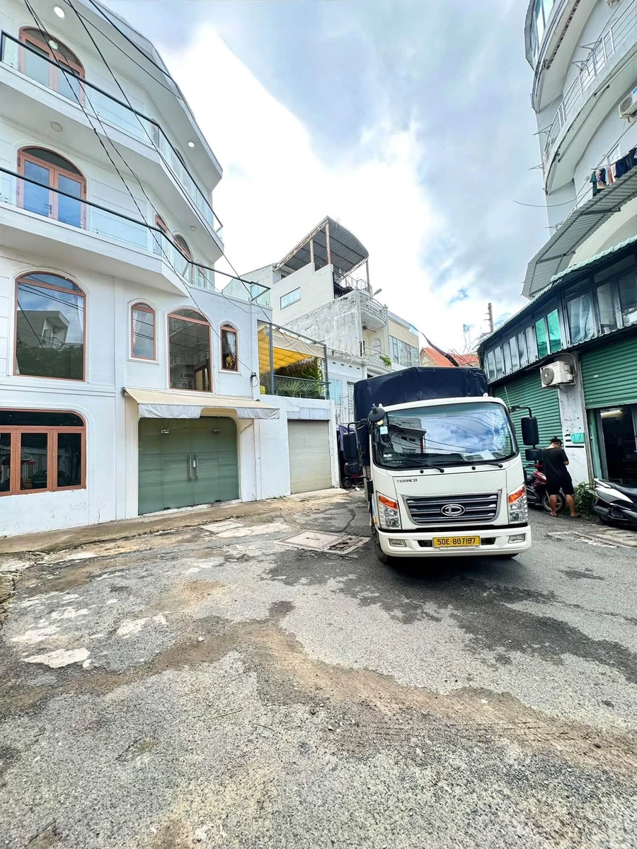 Bán shophouse mặt tiền 92.5m2 Bình Thạnh hơn 10 tỷ - Ảnh thu nhỏ 2