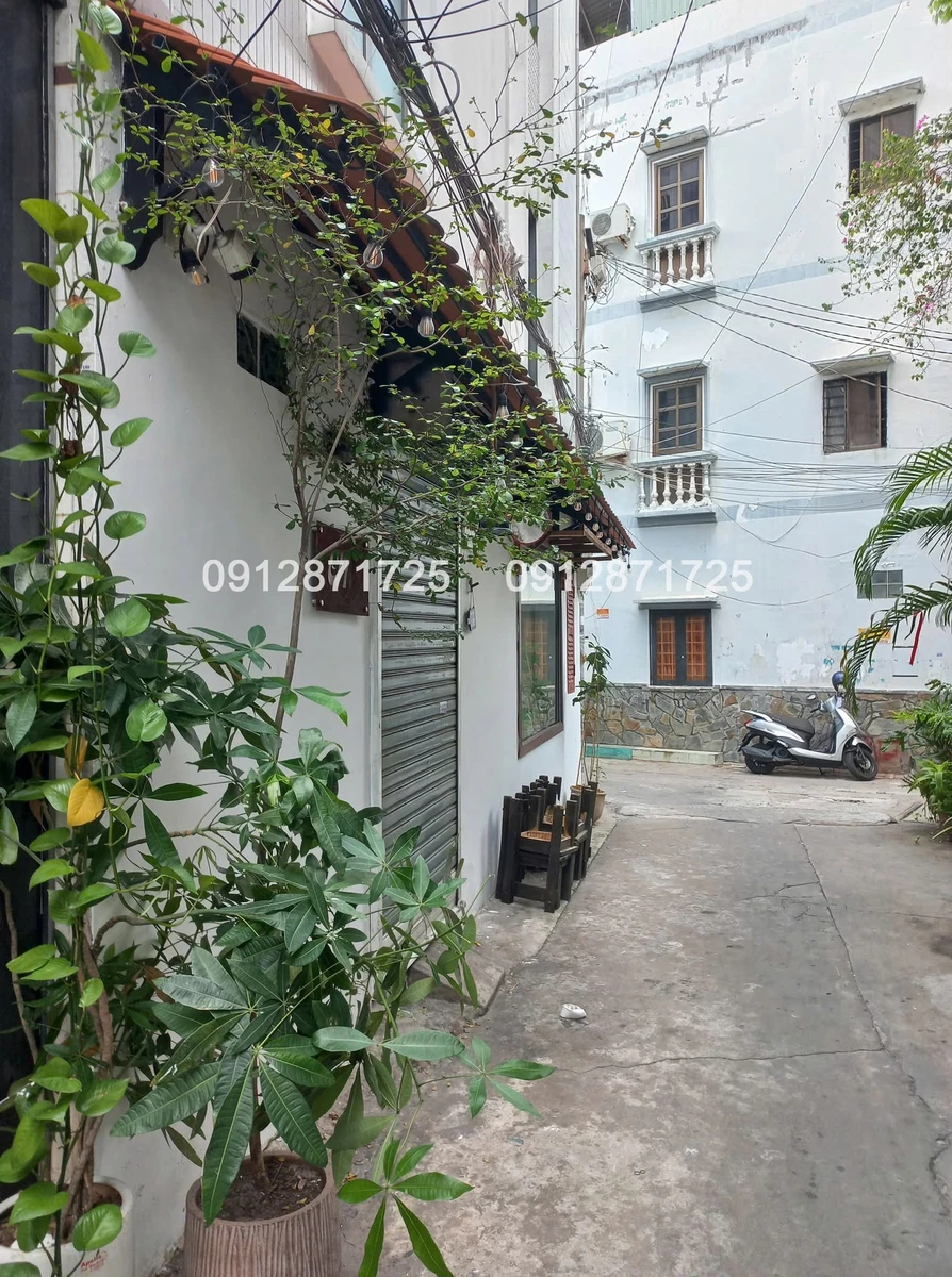 Bán nhà phố góc 2 mặt hẻm 175m2 Quận 3, 8.9 tỷ - Ảnh thu nhỏ 2