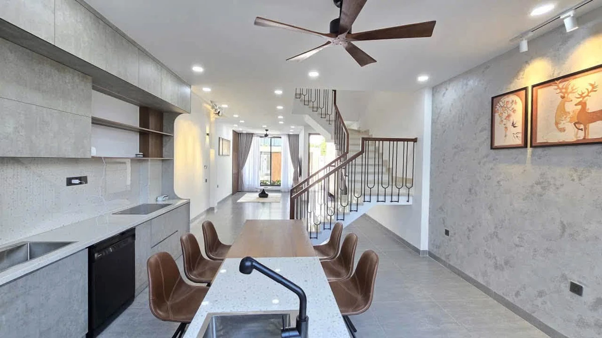 Nhà phố mới 3 tầng 100m2 Mỹ Gia Nha Trang 8.8 tỷ - Ảnh thu nhỏ 4