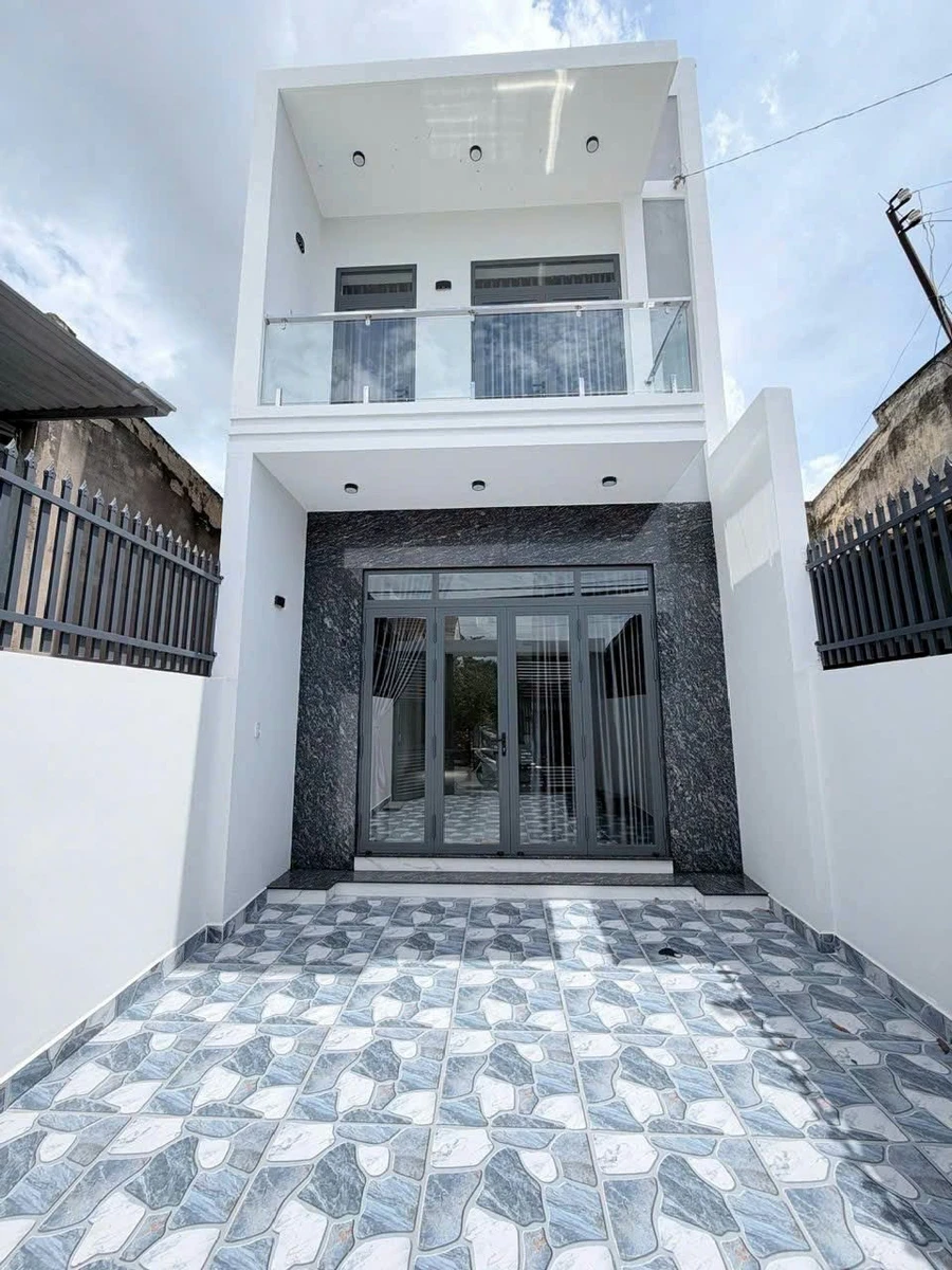 Bán nhà 1 trệt 1 lầu mặt tiền 86m² Phong Nẫm, Bình Thuận - Ảnh 1