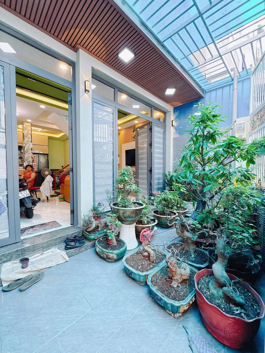 Bán nhà đôi ngang 7m, 5 tầng, 220m², Quận 4 - Ảnh thu nhỏ 3