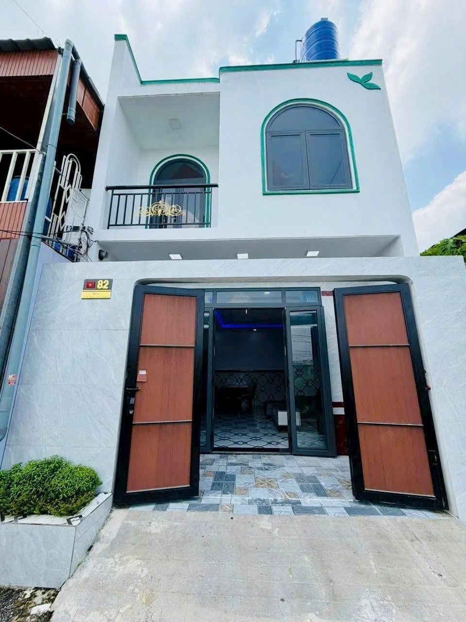 Bán nhà 3PN ngay chợ Mỹ Hạnh Nam 65m2 - 2 tỷ 190 triệu - Ảnh 1