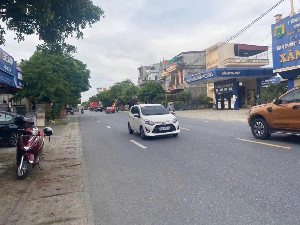 Bán nhà 2 tầng vị trí kinh doanh tại Đông Sơn, Đông Hưng, Thái Bình giá đẹp - Ảnh thu nhỏ 3
