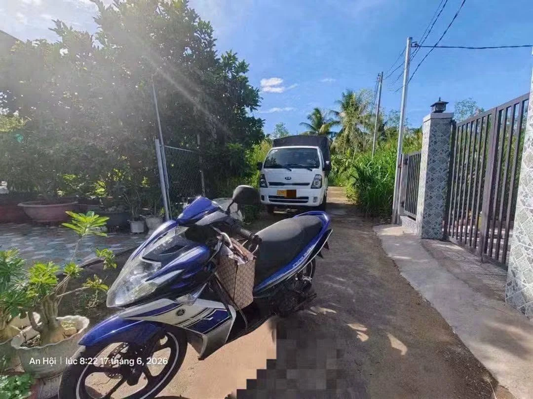 Bán nhà 200m2 mặt tiền 950 triệu Nhà Bè - Ảnh thu nhỏ 2