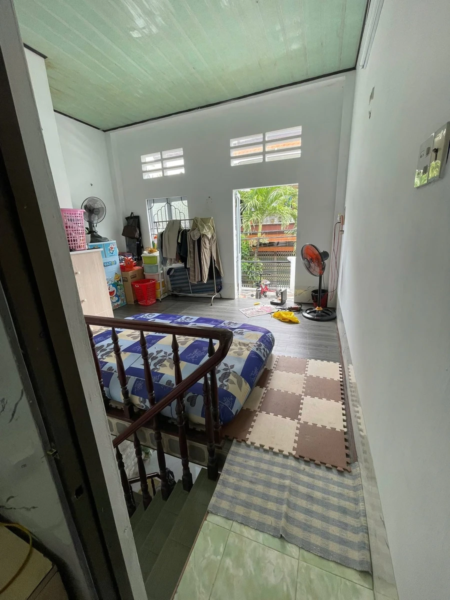 Nhà mặt tiền 45m2, 2 PN tại Bạch Đằng, giá 2.2 tỷ - Ảnh thu nhỏ 2