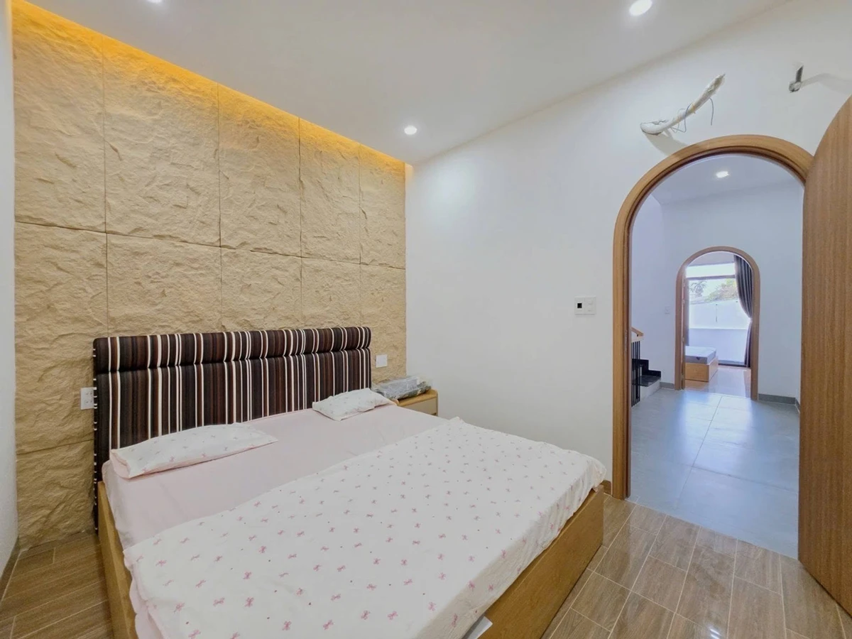 Bán nhà 3 tầng 64m2, 3 phòng ngủ, kiệt ô tô gần Tô Hiệu - Ảnh thu nhỏ 3