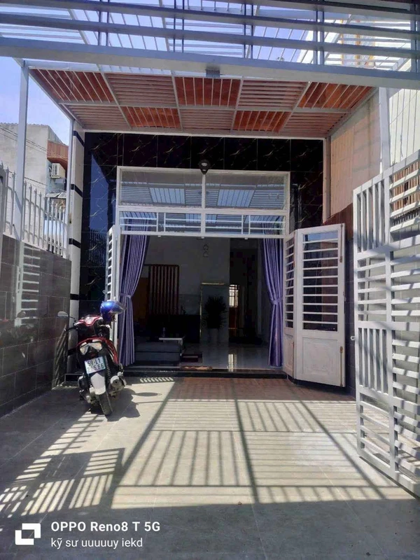 Bán nhà Dĩ An 93.7m2, 2PN, 4 tỷ