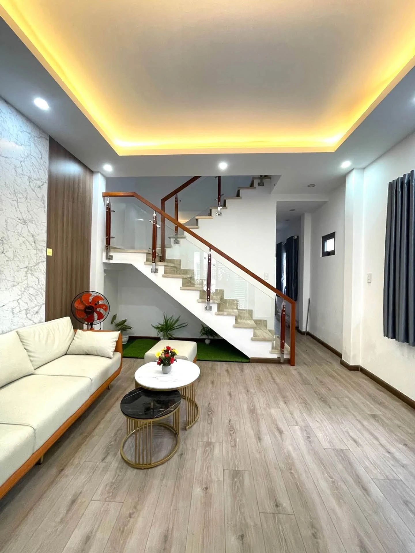 Bán nhà 3PN 56m2 Quang Trung P10 đối diện Vincom - Ảnh 1