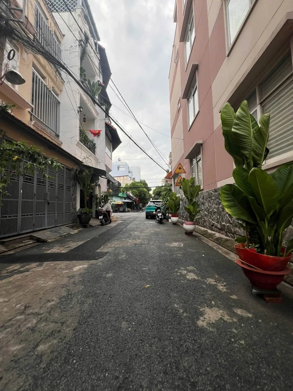 Bán nhà đường Văn Cao, Tân Phú, 4x11m, giá nhỉnh 5 tỷ