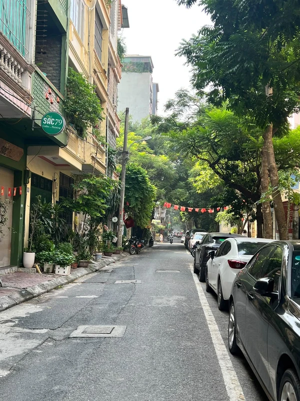 Bán nhà 4 tầng 60m² Hoàng Quốc Việt Cầu Giấy 23,5 tỷ