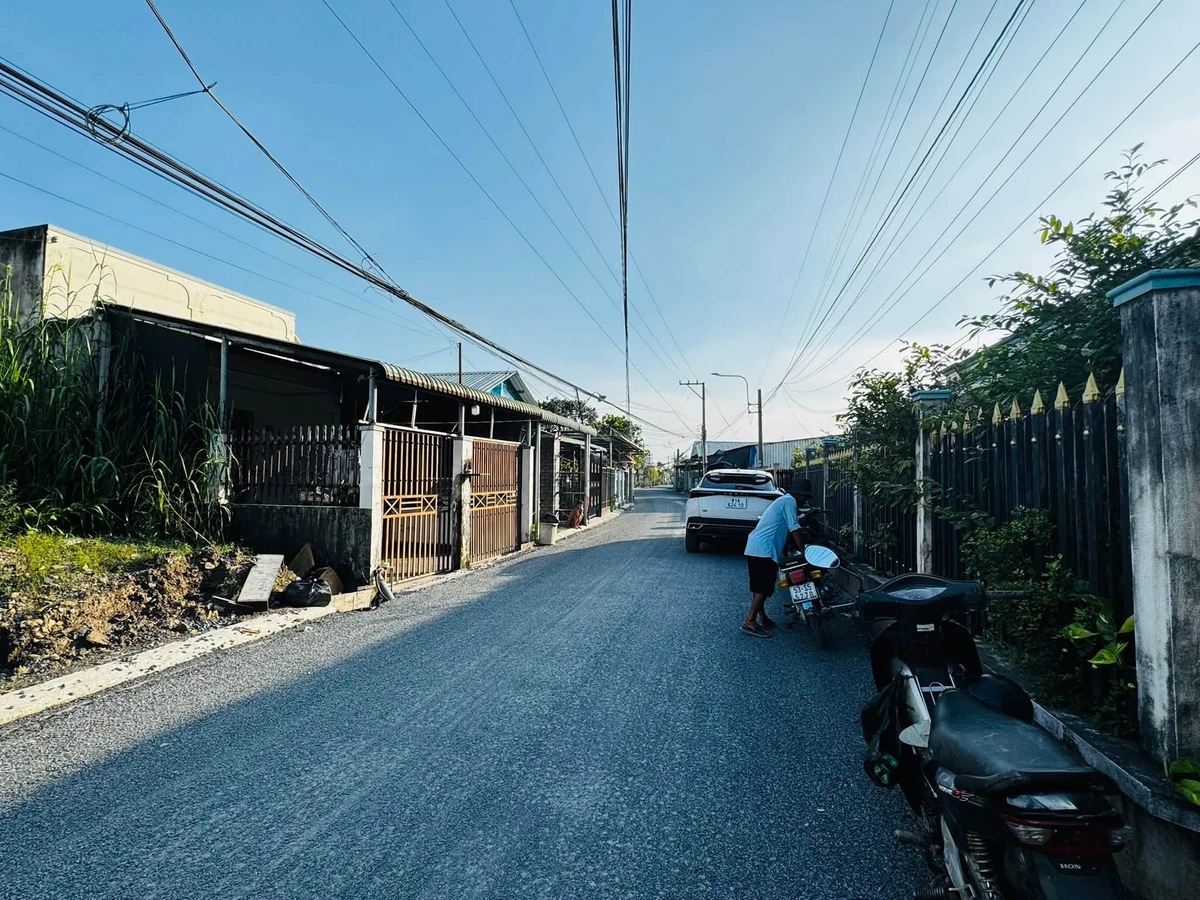 Bán nhà lầu 4PN 2WC Lộc Hậu, 100m², 2 tỷ 450 triệu - Ảnh thu nhỏ 2