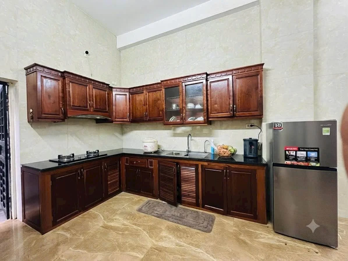 Nhà 3 tầng 108m² gần TH Ninh Khánh, Ninh Bình, giá 6 tỷ - Ảnh thu nhỏ 2