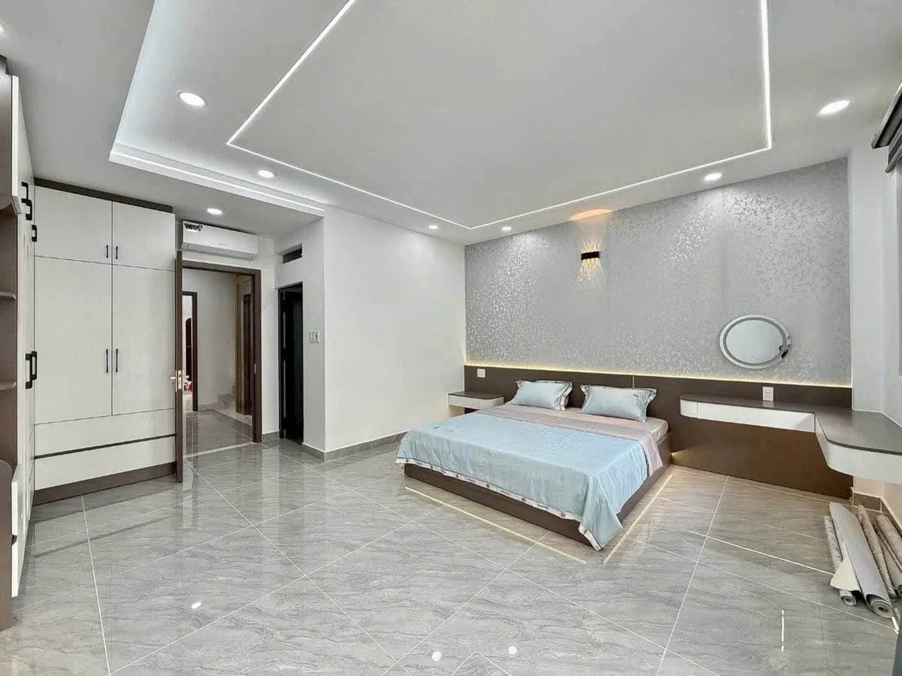 Bán nhà 4 tầng có thang máy 82m2 hẻm 13m khu biệt thự Trần Thị Năm, Tân Chánh Hiệp, Quận 12 - Ảnh 1