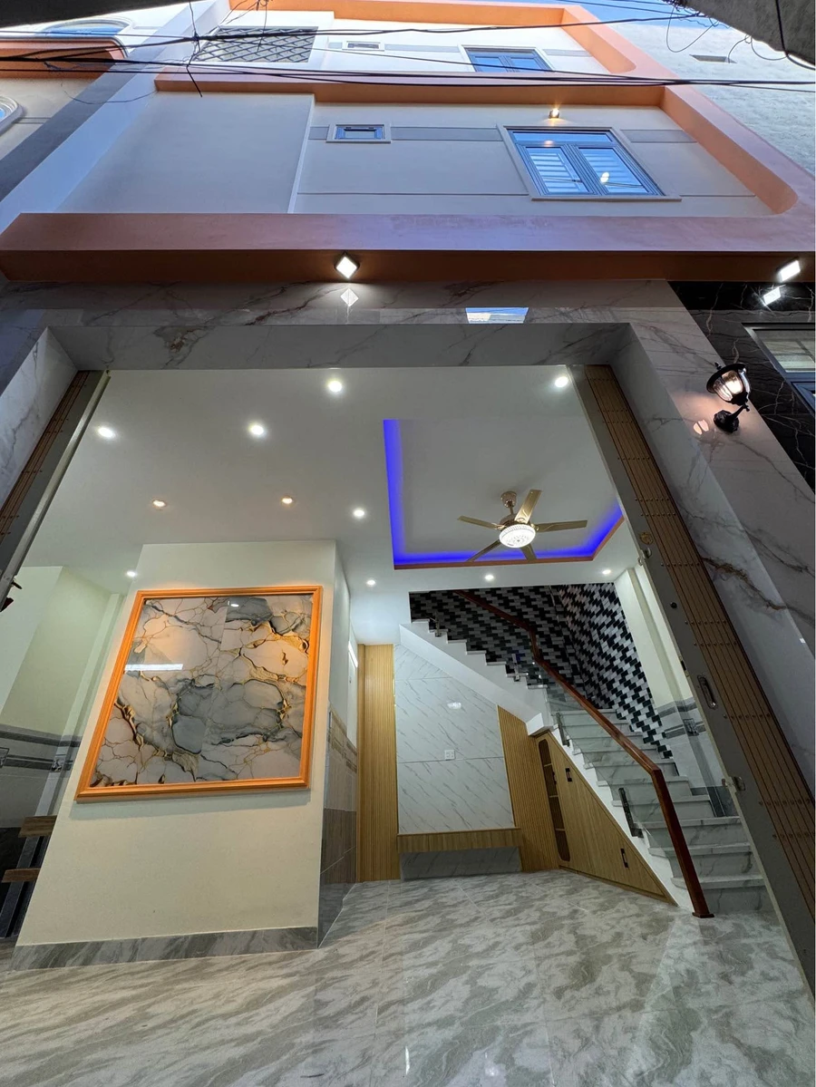 Bán nhà 3 mê 3PN 40m2 Nguyễn Huệ Quy Nhơn 2.699 tỷ - Ảnh 1
