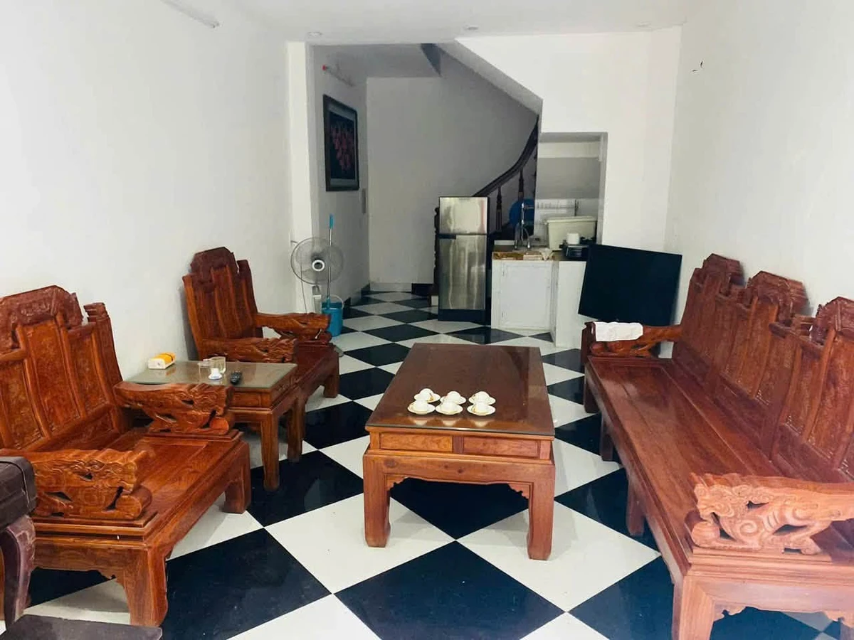 Cho thuê nhà 32m2, 3 phòng ngủ, 2 WC, Đống Đa - Ảnh 1