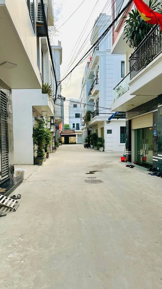Bán nhà 3 tầng 54m2 ngõ 311 Đằng Hải, 3.55 tỷ - Ảnh 1