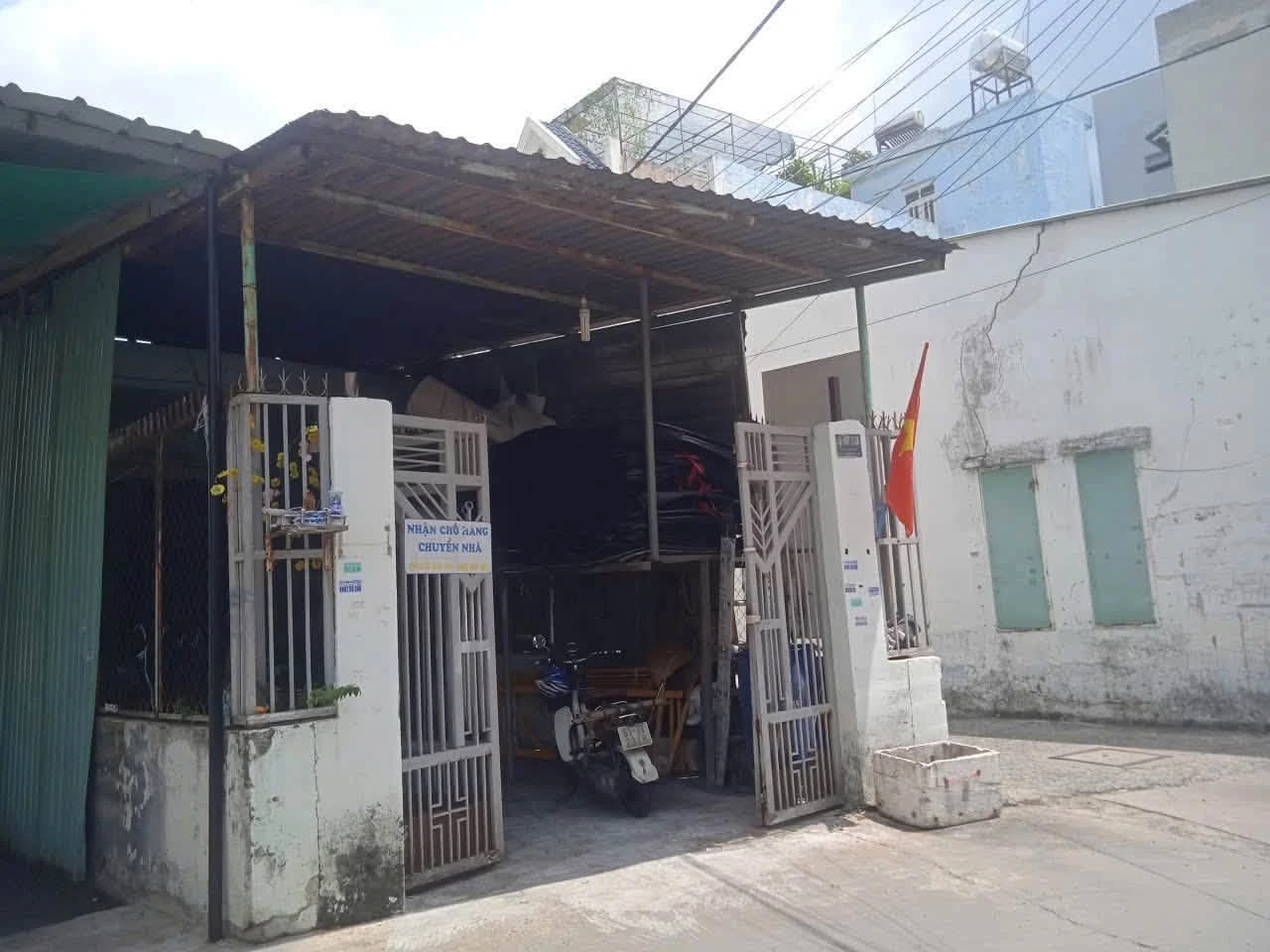 Bán nhà cấp 4 3 mặt tiền 116,4m² đường HT43, Hiệp Thành, Quận 12 giá 6,2 tỷ - Ảnh 1