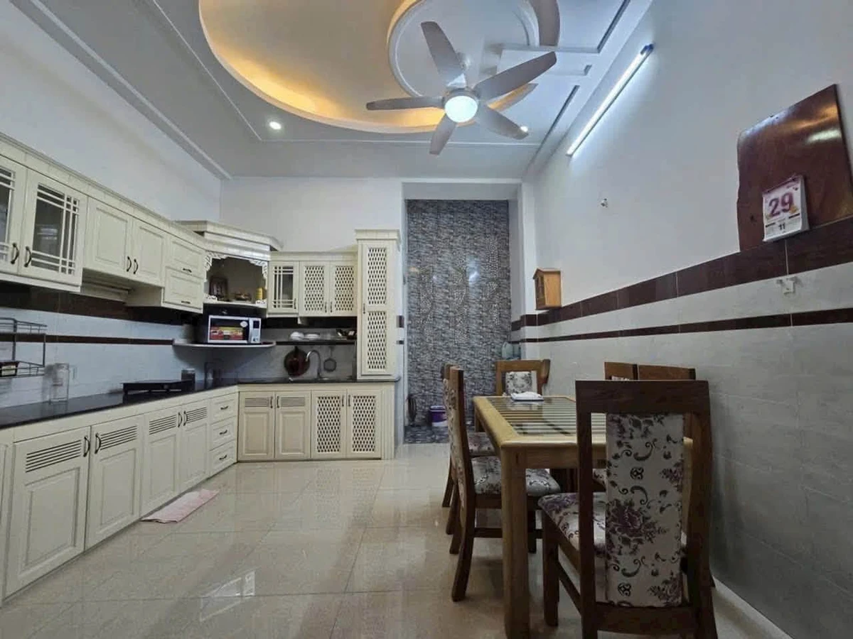 Bán nhà 3 tầng đường Man Thiện, 4,2x17m, giá 7,2 tỷ, Thủ Đức - Ảnh thu nhỏ 3
