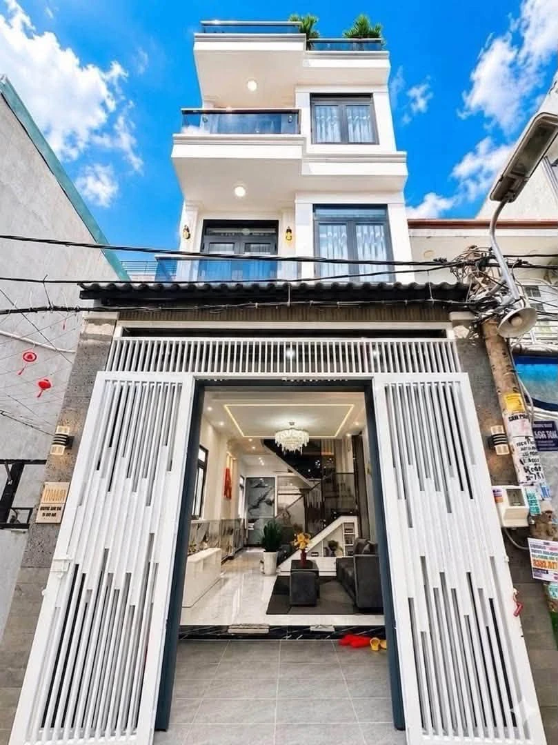 Bán nhà 4 tầng 50m² 4PN đường Huỳnh Tấn Phát, Nhà Bè, xe hơi tới nhà, giá 5,85 tỷ - Ảnh 1