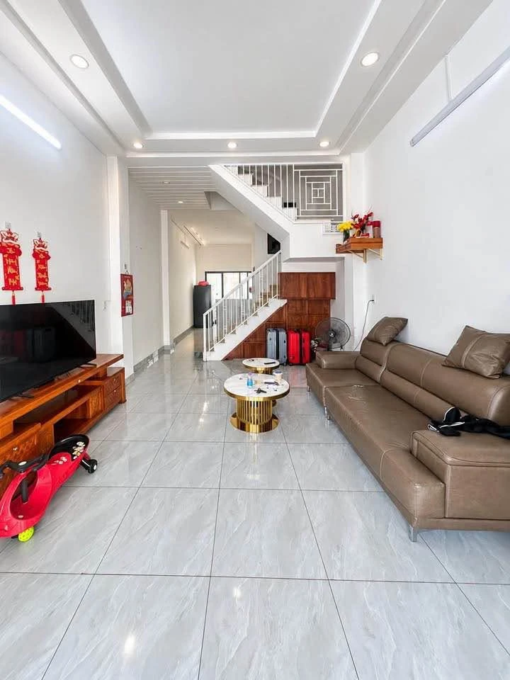 Bán nhà 3 tầng 164m² VCN Phước Long 2, Nha Trang, 7 tỷ - Ảnh thu nhỏ 2