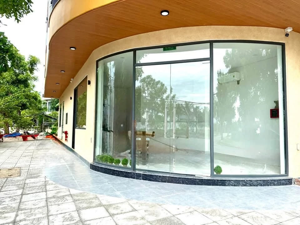 Cho thuê mặt bằng 2 mặt tiền 80m² Nam Việt Á Đà Nẵng - Ảnh thu nhỏ 2