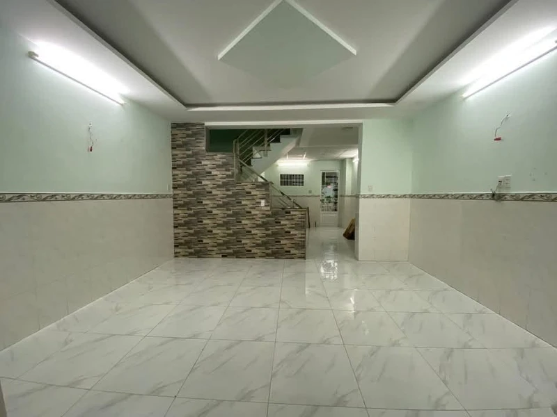 Cho thuê nhà 1 trệt 1 lầu 2 PN 65m2 Thuận An Bình Dương 6 triệu/tháng
